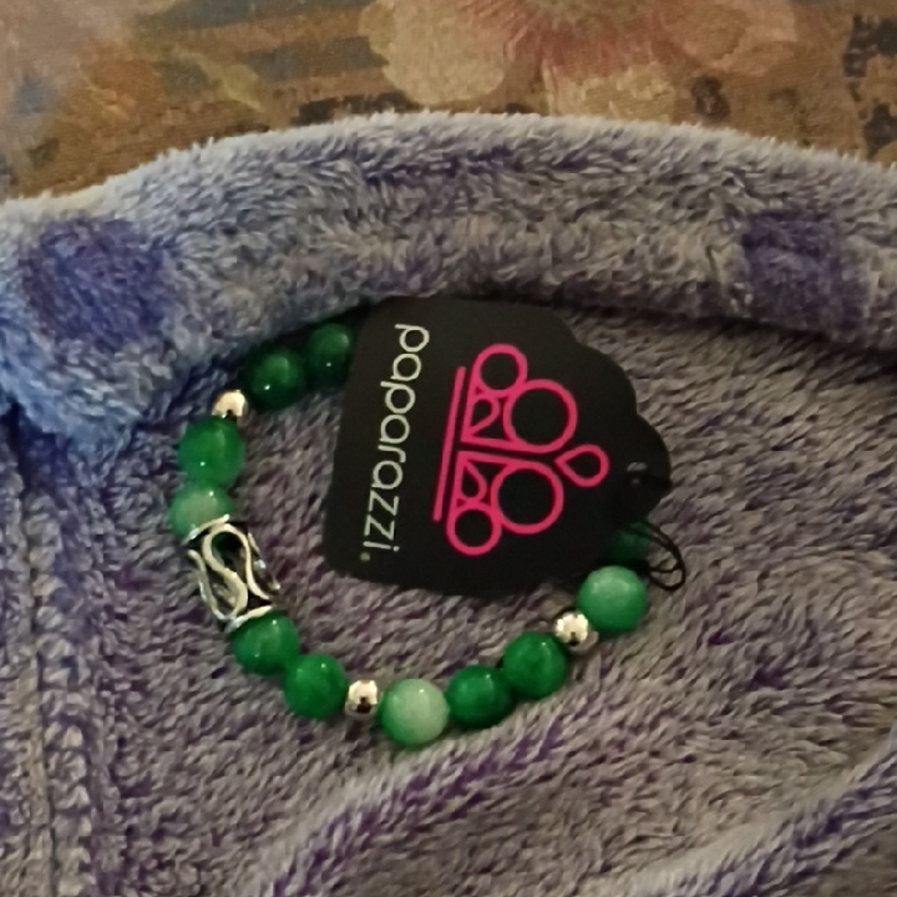 Paparazzi Green and Silver Beaded Bracelet